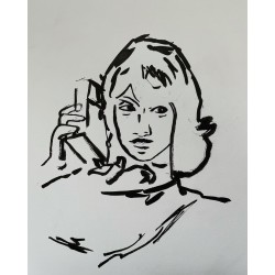 Mujer escuchando la radio