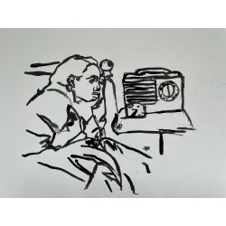 Mujer escuchando la radio