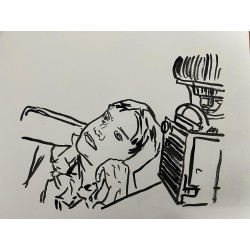 Mujer escuchando la radio