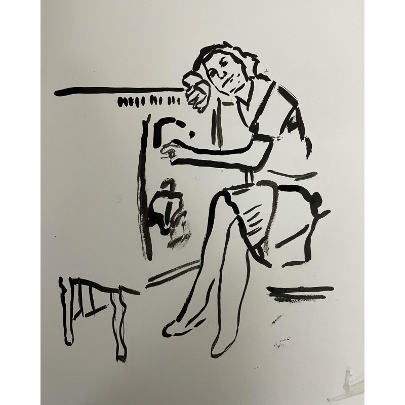 Mujer escuchando la radio