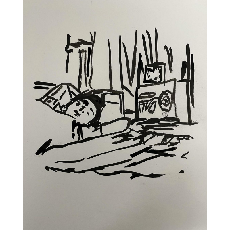 Mujer escuchando la radio